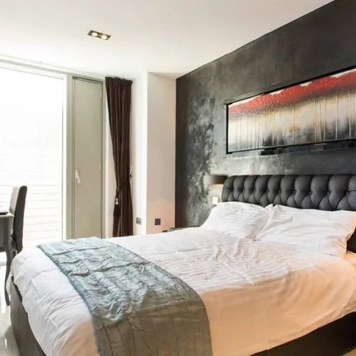 Serviced Apartments